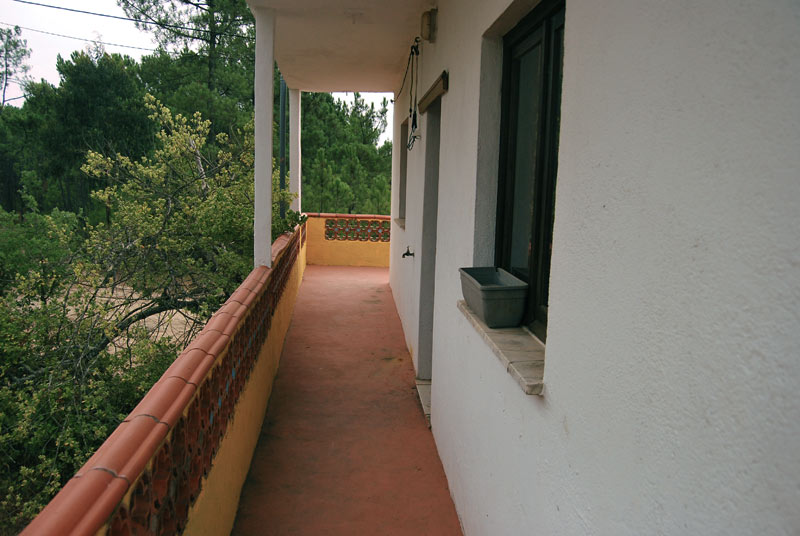 Balcony (include stair alcoves)